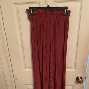 Beautiful ribbed wide leg pants